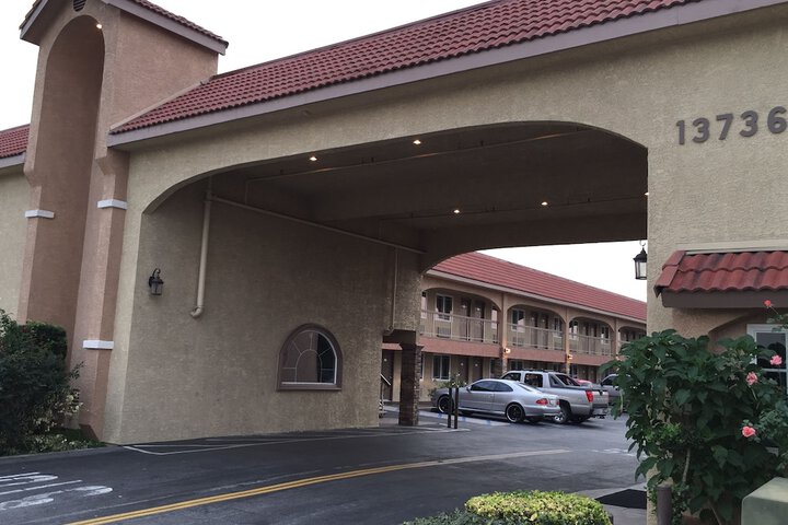 Hotel 4 of 74