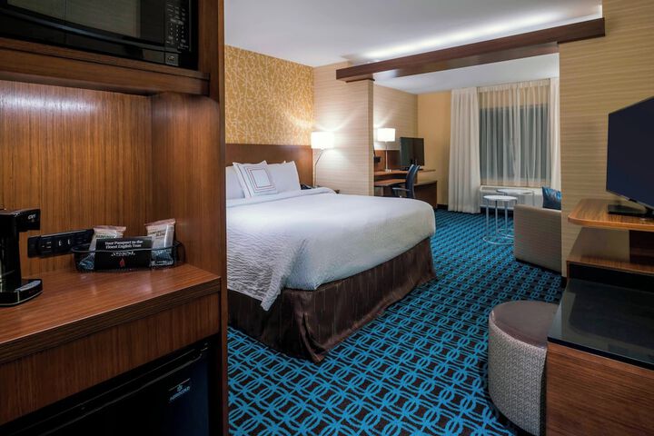 Fairfield Inn & Suites Boston Marlborough / Apex Center