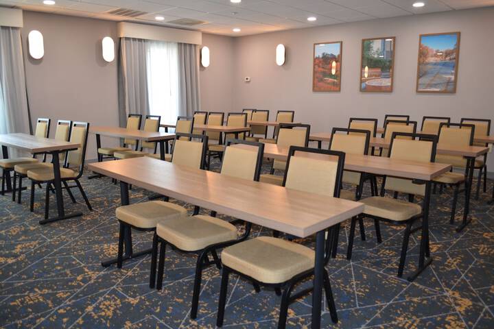 Hampton Inn & Suites by Hilton Tomball Houston NW