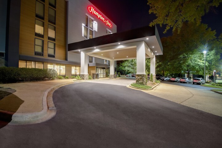Hotel 8 of 69