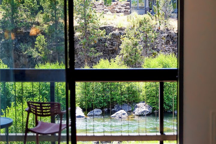 Riverhouse Lodge