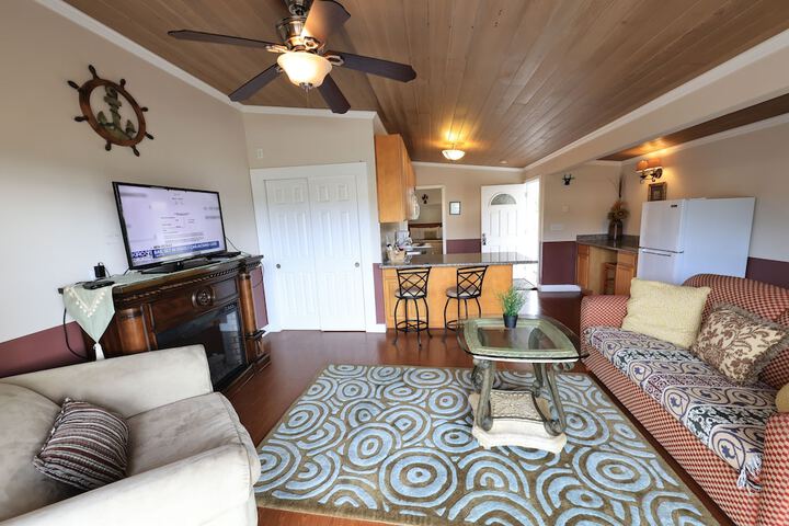 Beachwood Condos & Resort