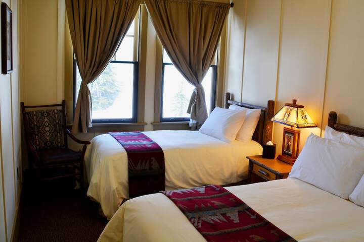 Room 18 of 40
