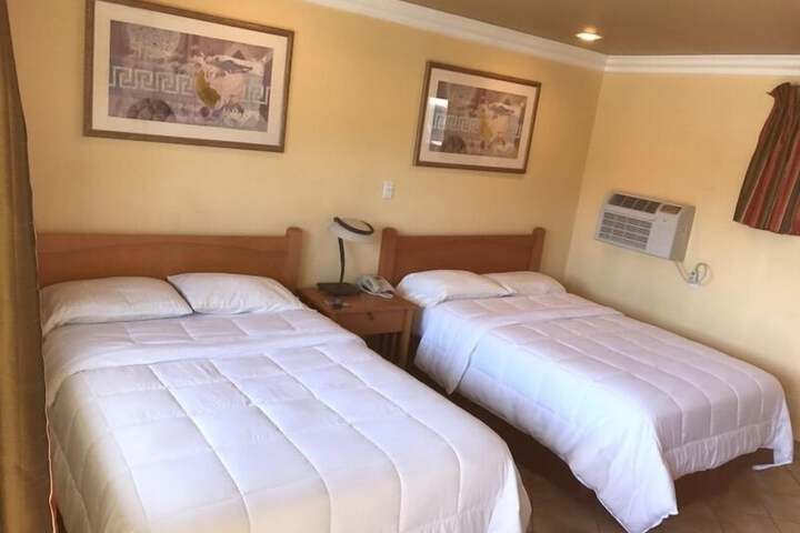 Room 35 of 60