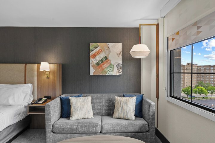 Room 45 of 129