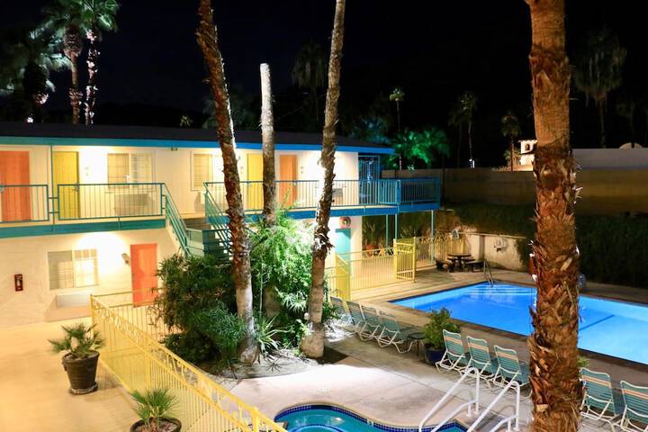Pool 6 of 35
