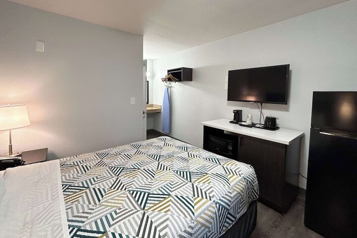 Studio 6 Suites Vancouver Wa - Waterfront