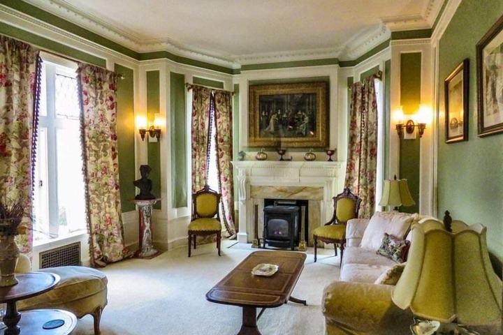 Room 14 of 19