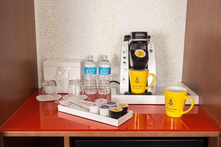 Breakfast/Coffee Service 40 of 43