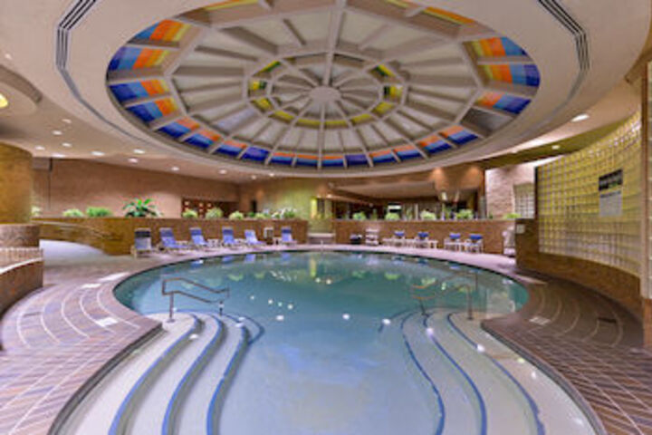 Edward Hotel and Convention Center