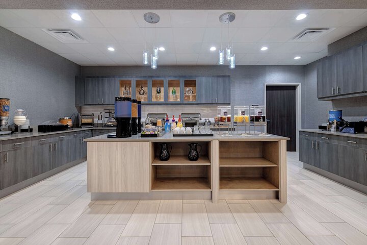 Breakfast/Coffee Service 39 of 44