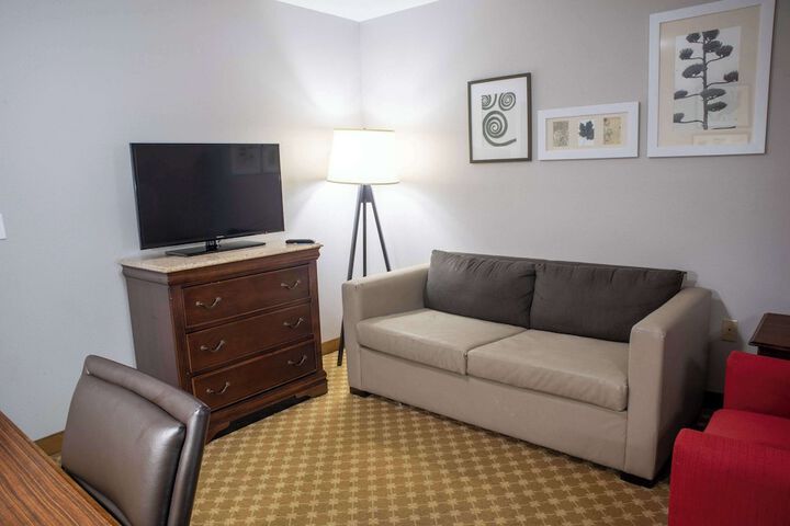 Room 73 of 88