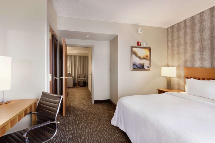 Embassy Suites Northwest Arkansas - Hotel Spa & Convention