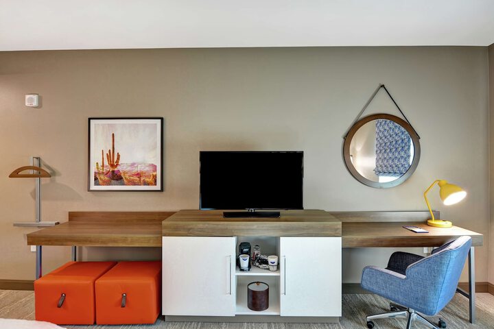 Room 26 of 41