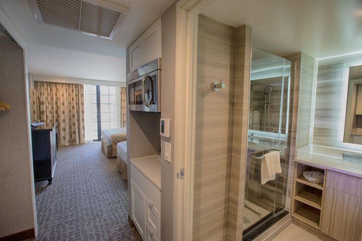 Room 18 of 44