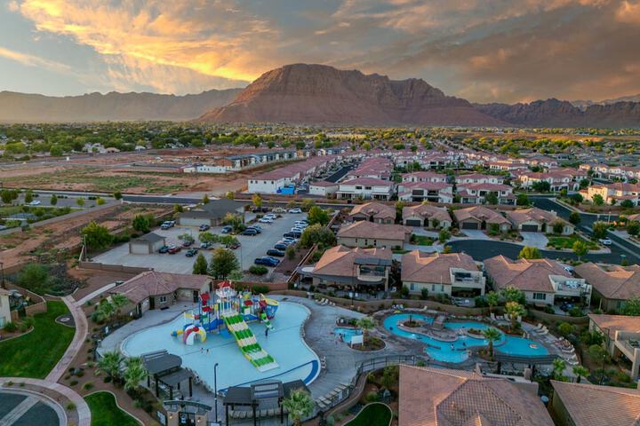 Paradise Village 3 - Grand View Estates