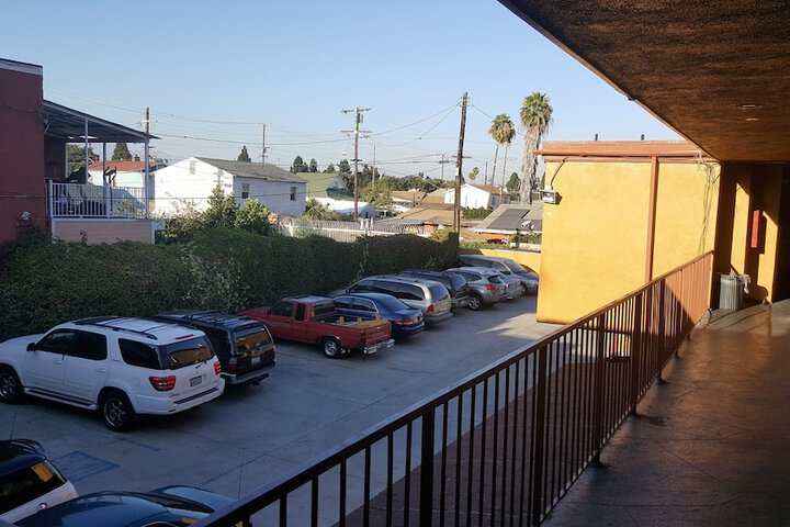 Property Grounds 31 of 36