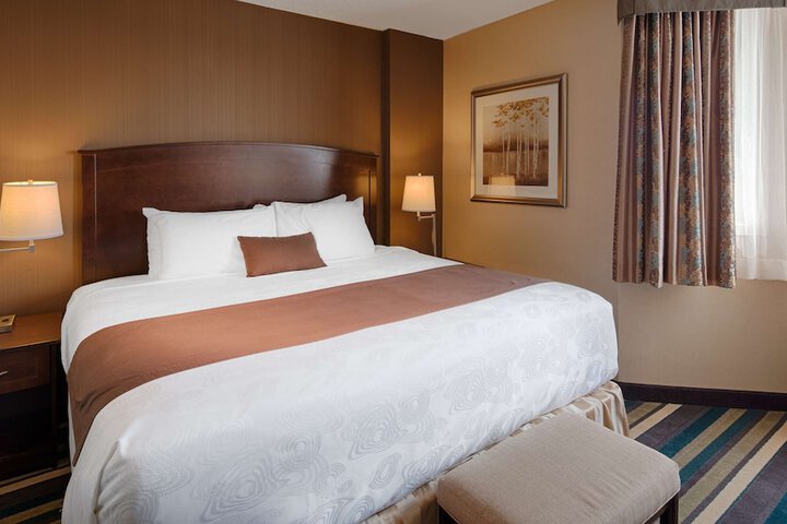 Best Western Plus Winnipeg Airport Hotel