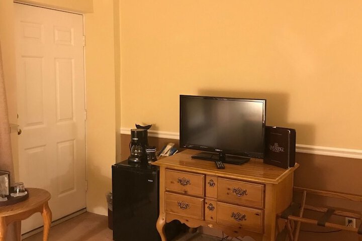 Room 9 of 65