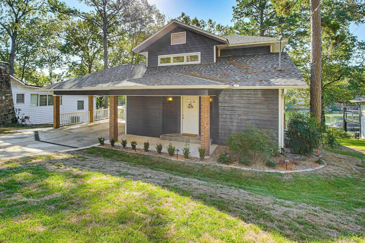 Hot Springs Lakefront Home w / Dock & Water Views!