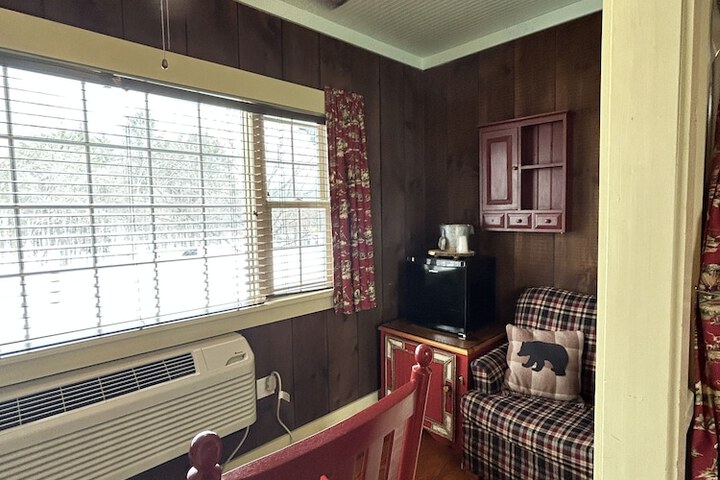 Room 148 of 260