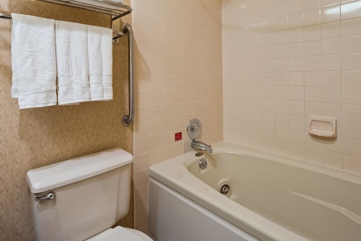 Best Western Inn & Suites