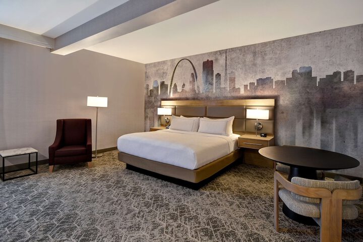 Room 16 of 71