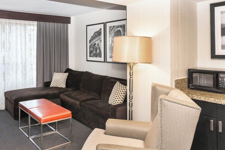 Room 48 of 110