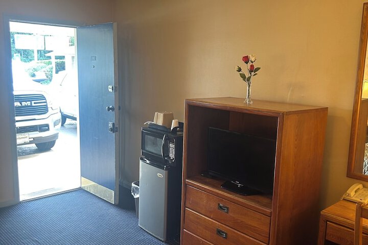 Room 20 of 23