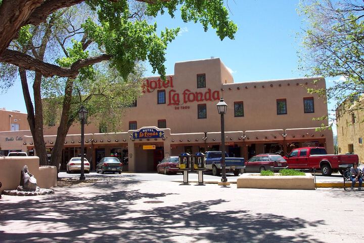 Hotel 5 of 39