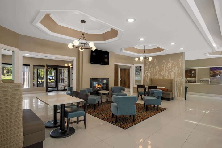 Hotel Interior 16 of 38