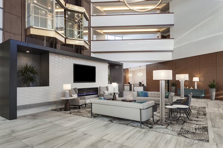 Crowne Plaza Lansing by IHG