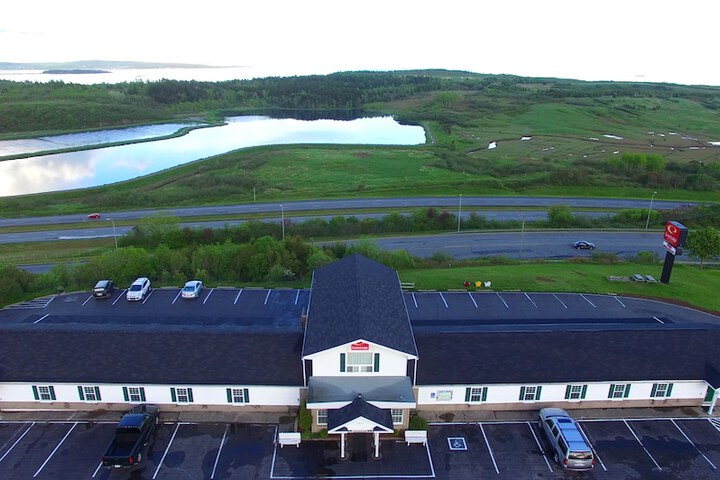 Hotel 4 of 48