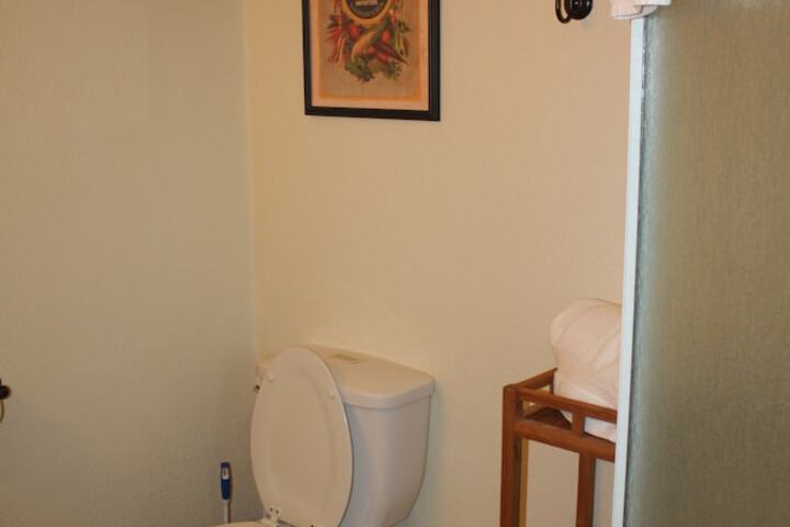Room 10 of 23