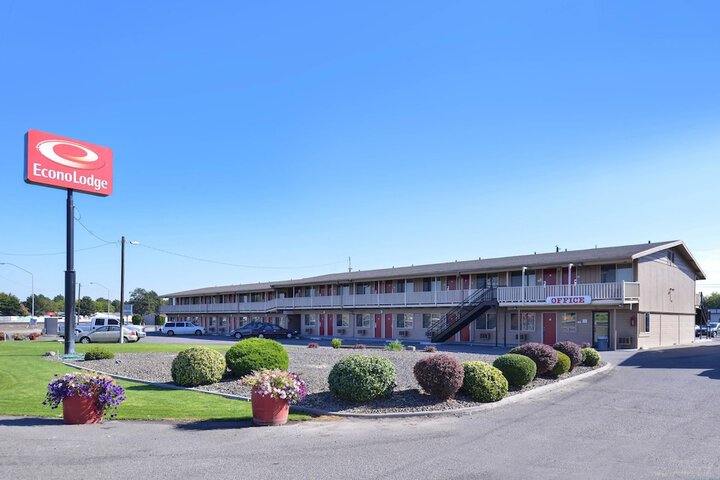 Hotel 4 of 26