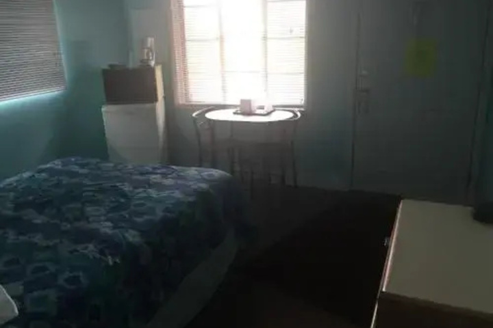 SURF MOTEL
