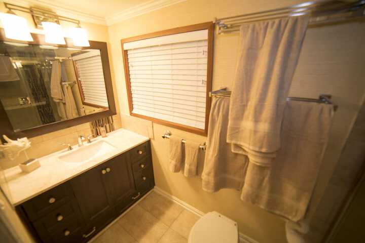 Room 10 of 41