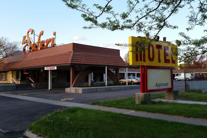 Hotel 6 of 55