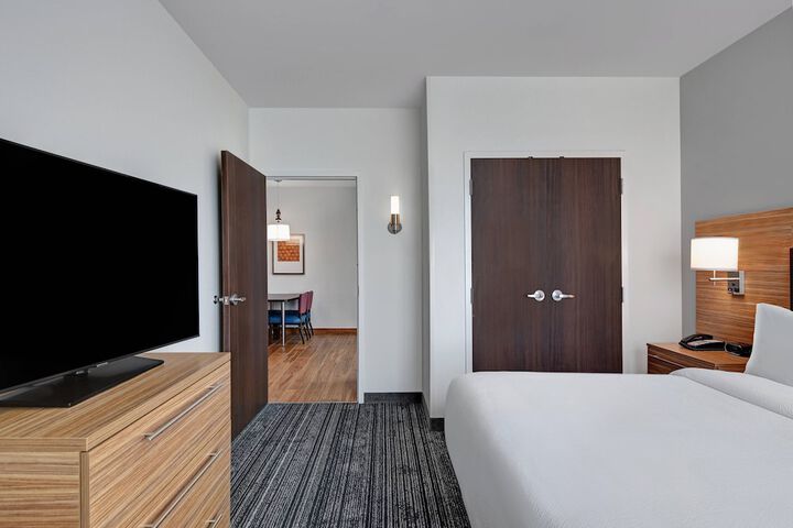 Room 21 of 39