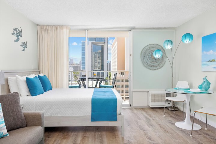 Room 73 of 206