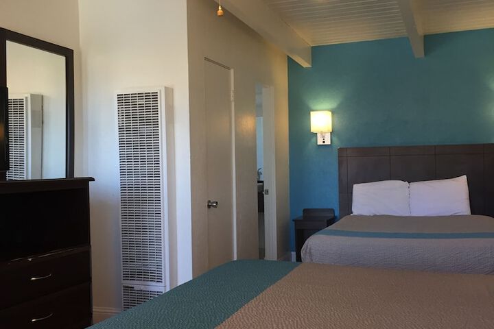 Room 11 of 52