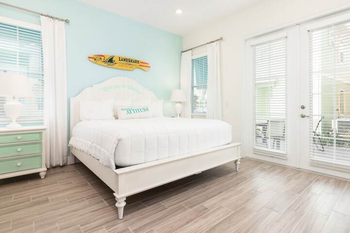 Margaritaville Cottages Orlando by Vstays with H2O Waterpark