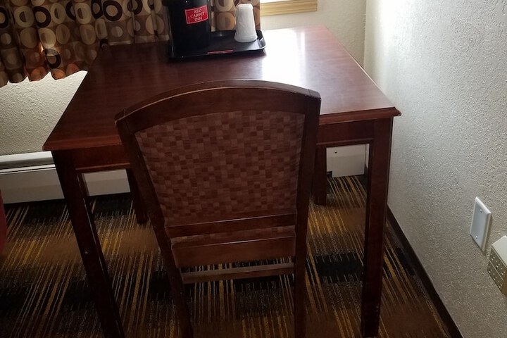 Room 22 of 30
