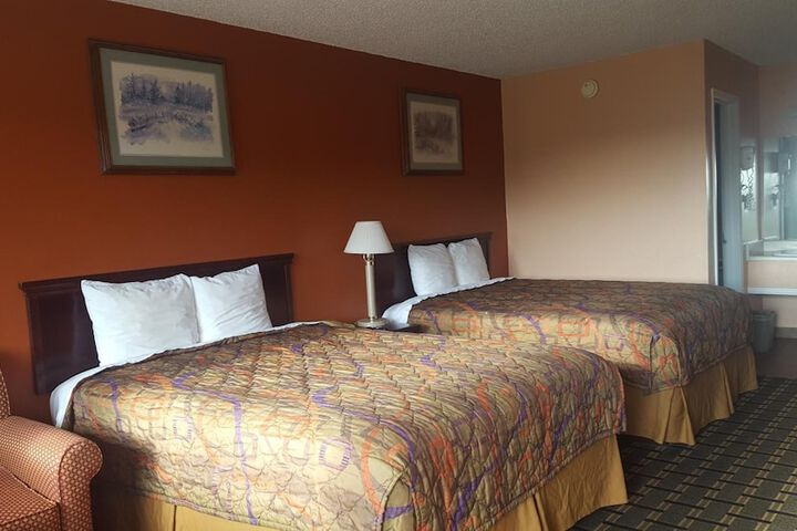 Room 16 of 27