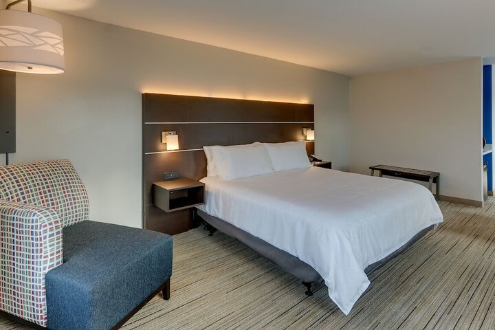 Room 30 of 51