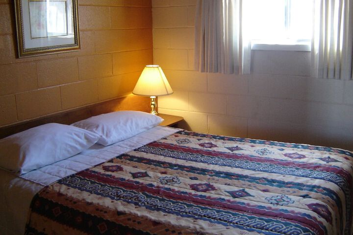 Room 18 of 40
