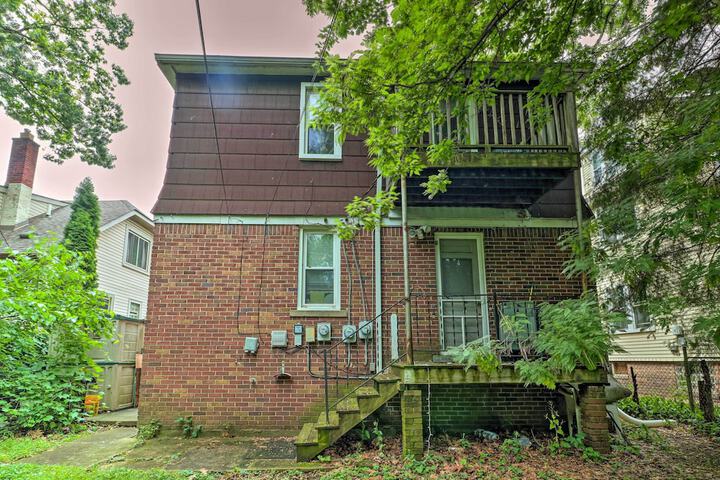 Cozy Duplex: Half Mi to Magic Bag & Woodward Ave!