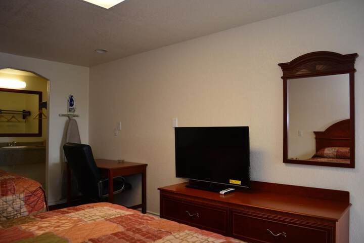 Room 27 of 30