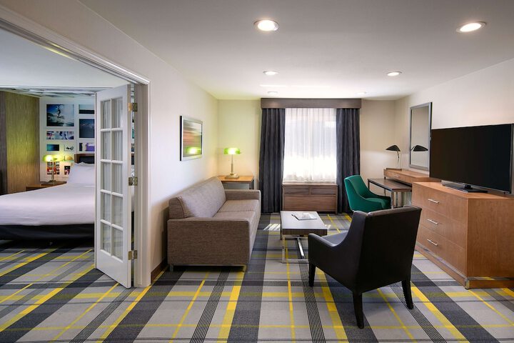 Room 38 of 57