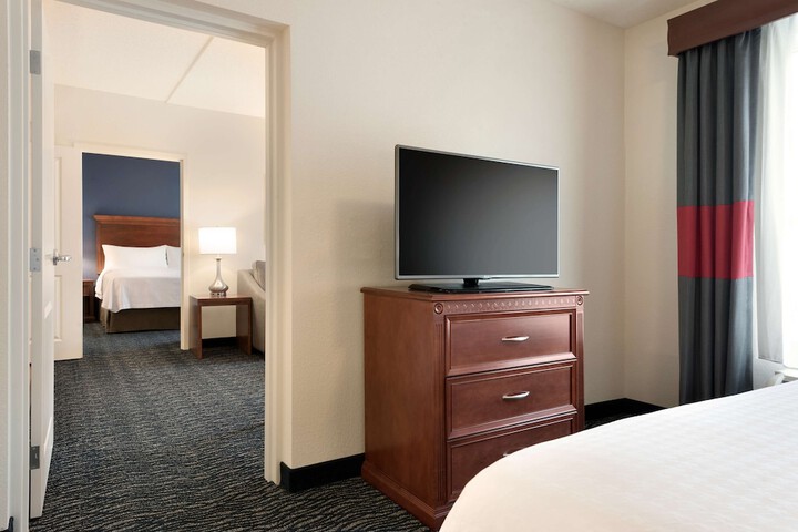 Room 15 of 37